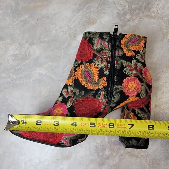 MIA Vail Floral and Paisley Embroidered Black Ankle Boots size 8M - Picture 9 of 12